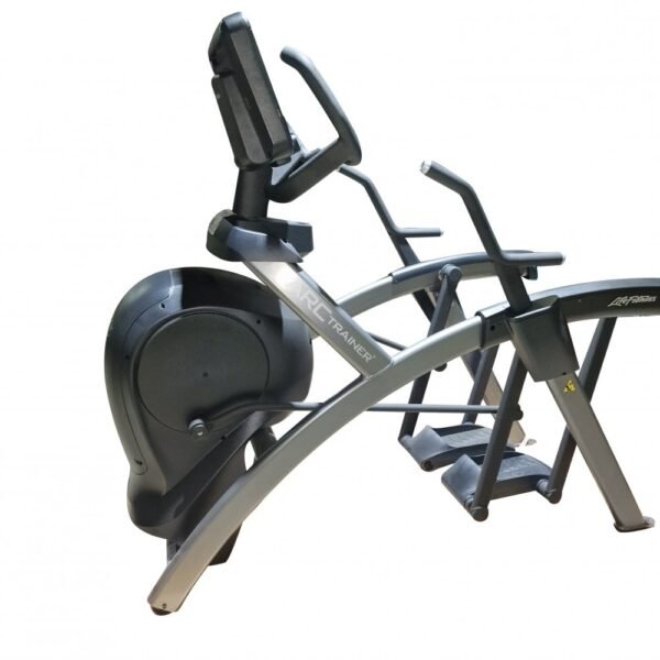 Life Fitness Discover SE3 HD Lower Body Arc Trainer